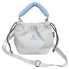 Bolso Cruzado de Tela Fresca Color Caramelo con Cordón para Mujer, Bolso de Mano Ligero de Tela Plegada para Estudiantes, Viajes Diarios y Uso Casual