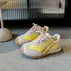 Zapatos Deportivos para Niñas de 6 a 12 Años Estilo Primavera y Otoño Antideslizantes Casuales para Niños Suela Suave Zapatos de Entrenamiento Alemanes Zapatos Modernos para Niños Ligeros Transpirables