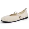 Zapatos de Mamá 2026 Verano Nuevos Transfronterizos Suela Suave Transpirables Zapatos de Mujer Cómodos para Mujeres de Mediana Edad Huecos Boca Baja Planos Versátiles