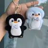 Lindo Pingüino Chirriante Colgante Muñeco de Dibujos Animados Llavero Juguete Decoración de Moño Femenino Venta al por Mayor