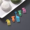 Mini Letrero Decorativo de Bento de Dibujos Animados Letrero para Bolas de Arroz Jirafa Animal Lindo Tenedor de Fruta para Bebé Tenedor para Pasteles y Postres