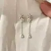 Brincos de Flores com Franjas de Pérola e Diamante Rosa Estilo Doce para Mulheres, Brincos de Gota d'Água Frescos e Modernos, Brincos Delicados de Luxo Discreto
