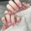 Manicura con arco, efecto degradado francés, con efecto desenfadado, color blanco puro y avanzado, con pegatinas para uñas, armadura para llevar a mano.