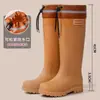 Botas de lluvia de moda engrosadas para mujer con suelas antideslizantes, de caña alta, talla de adulto, adecuadas para uso en la cocina, cálidas e impermeables