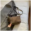 Nova Bolsa Tecida com Padrão Retro Fosco 2025 para Mulheres, Moderna e Versátil, Bolsa de Ombro Super Popular, Bolsa Transversal Casual para o Dia a Dia