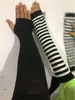 Manga de brazo monocromática comercio exterior universal protección solar verano en stock guantes de costura negra para adultos