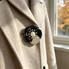 Gemelos de esmalte blanco y negro con forma de camelia, diamantes y perlas, accesorios para puño de camisa francés sin coser para vestido formal y traje
