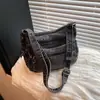Bolso de mezclilla versátil retro nuevo para mujer 2026, gran capacidad, bolso de hombro duradero y práctico, bolso cruzado