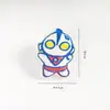 Broche de Pelúcia com Estampa de Desenho Animado Boneca Acessórios DIY para Crianças Chapéu Cachecol Grampo de Cabelo Pingente Pingente Acessórios de Boneca