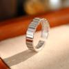 Anillo de Plata Esterlina 925 Europeo y Americano a Rayas para Mujer, Anillo de Dedo Índice Minimalista Niche de Alta Gama, Tendencia de Anillo Apilable Estilo Cool Ins