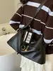 Yuezhi 2026 principios de otoño nueva moda bolsa de hombro de gran capacidad retro para debajo del brazo bolsa cruzada casual para el día a día