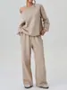 Traje de Dos Piezas Casual de Moda con Hombro Descubierto, Estilo Deportivo de Amazon, Nuevo Estilo Otoño e Invierno Transfronterizo Europeo y Americano 2025