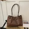 Bolsa tote com padrão trançado, grande capacidade, bolsa de mão casual, versátil para o dia a dia, design moderno e simples, bolsa de ombro novo estilo