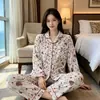 Pijama de Terciopelo Dorado para Mujer, Estilo Otoño/Invierno, Cárdigan con Solapa, Alta Calidad, Dulce, Manga Larga, Terciopelo Ladrillo Dorado, Terciopelo de Diamante, Conjunto de Ropa para el Hogar