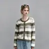 Cardigã de tricô listrado color-block minimalista estilo rua coreano, moderno e versátil, suéter de comprimento curto, blusa básica 2417