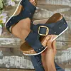 Sandalias de playa con hebilla de suela gruesa transfronterizas para mujer, nuevo estilo de verano 2026, sandalias tipo chancla casual con plataforma talla grande 43