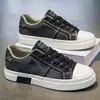 Zapatos de Lona para Hombre Primavera y Verano Nuevos Transpirables de Moda Zapatos de Mezclilla Rasgados Estilo Coreano Tendencia Casual Zapatos de Skateboard Modelo para Hombre