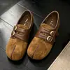 Outono de 2026 Novos Sapatos Birkenstock Retrô Femininos Fivela Dupla Solado Macio Slip-on Sapatos Preguiçosos Estampa de Leopardo Versátil para o Dia a Dia Sapatos Únicos