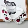 Camisa de Gola Decorativa com Botões Estilo Fragrante Bordado em Organza Gola Falsa Estilo Coreano Gola Versátil para Vestido Gola Externa