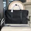 Bolsa de viaje estándar nueva tipo triángulo familia P, bolsa de equipaje de gran capacidad, bolsa de viaje impermeable, bolsa de viaje para mujer, bolsa deportiva portátil