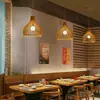 Lustre moderno de madeira maciça para sala de jantar e sala de estar estilo nórdico, lustre de madeira criativo estilo gaiola de pássaro, luminária de madeira de cabeça única estilo japonês