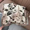 Elegante Bufanda de Cachemira con Flor de Rosa para Mujer Invierno Nueva Versátil Decorativa Estudiante Chal Cálido Gama Alta