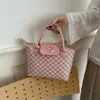 Bolsa Feminina Clássica de Moda Nova Simples Versátil Estampa Retro Pequena de Mão Bolsa de Ombro Transversal Bolsa de Mão Tendência