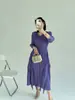 Modelo Nuevo 2026 Vestido de Alta Gama Issey Miyake con Diseño de Borlas para Mujer, Elegante y Grácil, Cuello en V, Adelgazante, Plisado, Estilo Francés, Largo