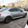 Adecuado para Skoda Superb B8 2015-22 spoiler de faldón lateral pequeño adorno exterior modificación transfronteriza