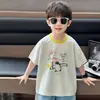 Suéter de Manga Curta para Meninos Roupas de Verão 2026 Novo Estilo Camiseta Redonda Bonita para Crianças Verão Bebê Top de Manga Meia Moda