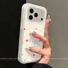 Adequado para capas de celular Apple 18 Pro Max e iPhone 18 Pro; um design único, fofo e criativo apresentando um elefante de bolinhas, perfeito para mulheres