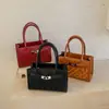 Bolsa de Ombro Estilo Novo Primavera 2026, Bolsa de Mão Quadrada Pequena de Alto Padrão, Casual e Versátil, Bolsa de Ombro Único Transversal