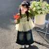 Conjunto de tres piezas de malla con tirantes de lunares estilo coreano para niñas, atuendo de moda nuevo para primavera y otoño 2026 para niñas pequeñas