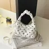 2026 Otoño Temprano Nuevo Lunares Dulce Fresco Diseño Plisado Elegante Cadena Bolso Cruzado al Hombro Venta al por Mayor Bolsos de Mujer