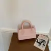 Bolso de mano vintage de alta gama transfronterizo para mujer, nuevo bolso de hombro de moda 2026, bolso cuadrado pequeño cruzado elegante