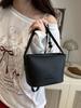 2026 Bolsa Saco Color Sólida Moda Versátil Estilosa Nicho Simples Leve Bolsa de Ombro para o Trabalho Grande Capacidade Bolsa Transversal