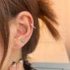 Aretes Simples para Niños Sentido del Diseño Personalidad Tornillo Americano Cartílago del Oído Stud Nicho Explosivos Pendientes Elegantes Pendientes de Mujer