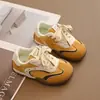 Zapatillas Deportivas para Niños 2026 Otoño Nuevo Modelo Casual para Niñas Zapatos Forrest Gump Retro para Niños Niñas Pequeñas Suela Suave Zapatillas para Correr