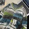 Suéter cárdigan a rayas estilo americano de moda para otoño de Wukong para hombre, chaqueta de punto de color arcoíris degradado tipo pintura al óleo para pareja