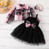 Conjunto de Três Peças Amazon Cross-Border Popular para Bebê Primavera e Outono Jaqueta Xadrez com Manga Bufante Suspensório Laço Saia de Gaze Faixa de Cabelo