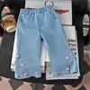 Jeans de Niña para Primavera y Otoño, Moda Coreana Elegante para Bebés y Niños, Pantalones Acampanados de Moda con Parches de Lazo
