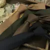 Corbata de Tela TR para Traje para Hombre Estilo Coreano Casual Estrecha de 6cm Color Puro Formal Gris Profesional Versátil Estudiante Negro Puro