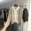 Camisa Camada Baobaojia Estilo Old Money com Gola Reversível, Suéter de Tricô Falso Duas Peças para Mulheres, Blusa de Designer Início do Outono 2026