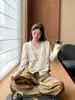 Suéter de Punto Yinhe Blanco Crudo con Cuello en V Falso Dos Piezas para Mujer, Cárdigan Suelto Suave y Casual para Principios de Otoño