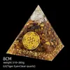 Pirámide de Cristal Natural de 8 cm Decoración Creativa para el Hogar Adorno Artesanal Bola de Cristal Envuelto en Resina Pirámide de Resina