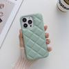 Adequado para Capa Protetora de Couro com Padrão de Diamante para iPhone 17 Pro Max, Capa Traseira Protetora Estilo Chanel Apple 15