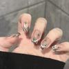 Uñas Portátiles con un Toque de Alta Gama, Cadena de Cuentas de Mariposa, Pegatinas de Uñas Hechas a Mano, Uñas Postizas Dulces y Elegantes para Niños en el Año Nuevo