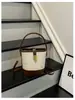 Este ano, o estilo coreano de fechos de diamante está em alta.. Aqui está a nova coleção de 2026 de bolsas tote, bolsas de balde, bolsas de ombro e bolsas crossbody estilosas e de alta qualidade no estilo coreano