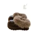 Botas de nieve slip-on gruesas, peludas y cálidas con forro de felpa, diseñadas para añadir altura, nuevas zapatillas de algodón de moda de invierno 2026 para mujer