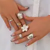 Conjunto de Anéis Vintage Europeu e Americano Transfronteiriço com Design Irregular de Cruz e Folha Anéis com Junta Aberta